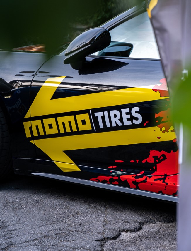 Descubre la Excelencia con Momo Tires: Neumáticos de Calidad y Estilo
